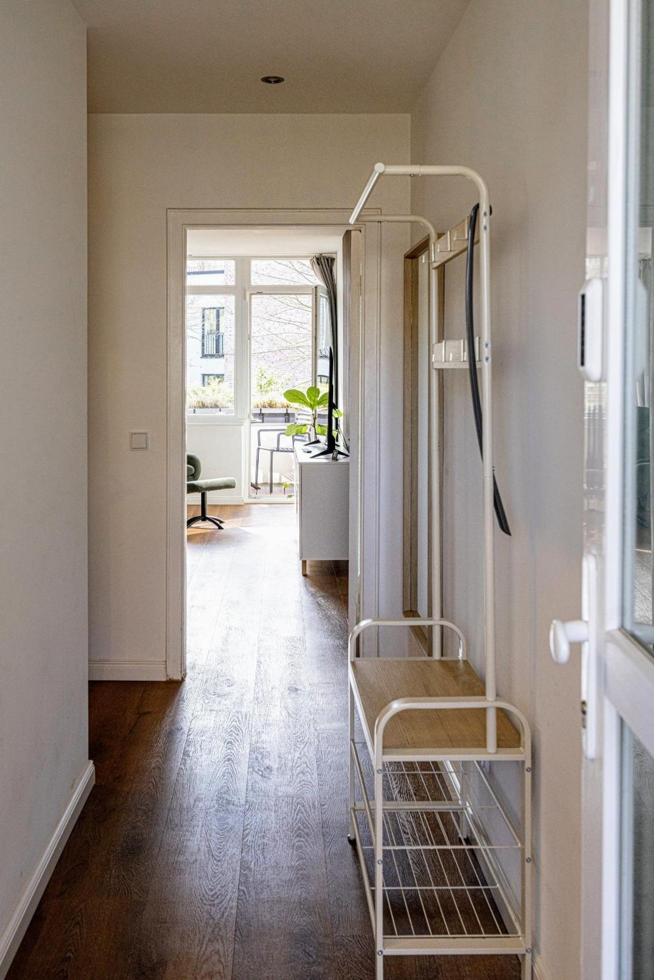 Have-A-Nice-Stay - Nahe Bahnhof - 20 Minuten Nach Hamburg - Trotzdem Ruhig Gelegen - 6 Minuten Zu Fuss Ins Zentrum Ahrensburg - Modern Eingerichtet Luaran gambar