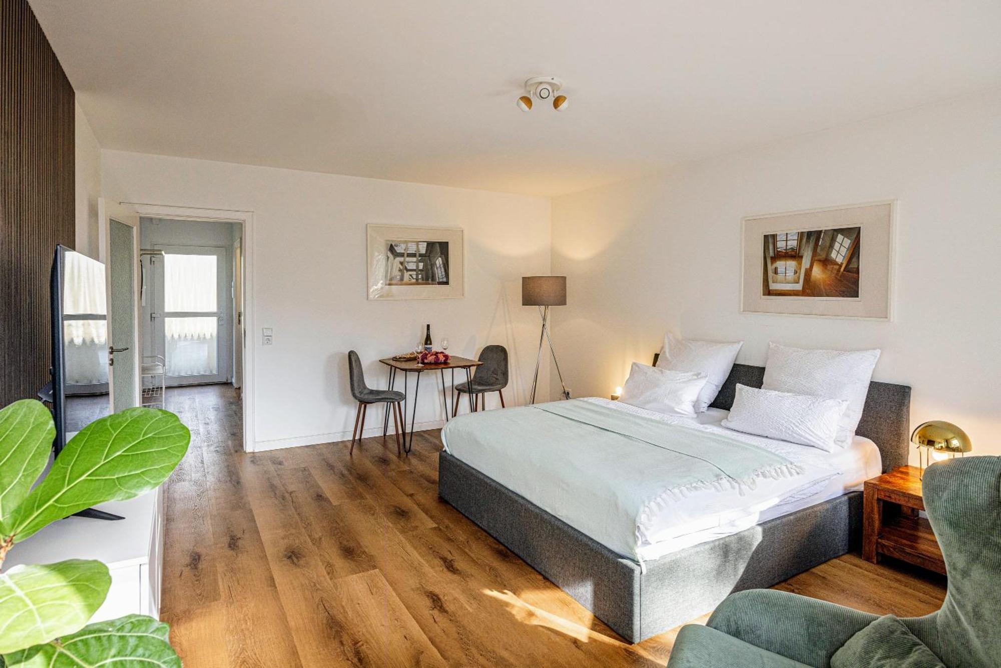 Have-A-Nice-Stay - Nahe Bahnhof - 20 Minuten Nach Hamburg - Trotzdem Ruhig Gelegen - 6 Minuten Zu Fuss Ins Zentrum Ahrensburg - Modern Eingerichtet Luaran gambar